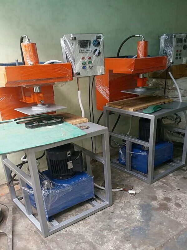 SLIPPER MAKING MACHINE